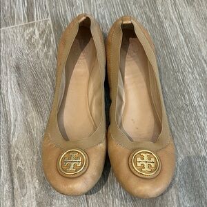 Tory Burch nude flats